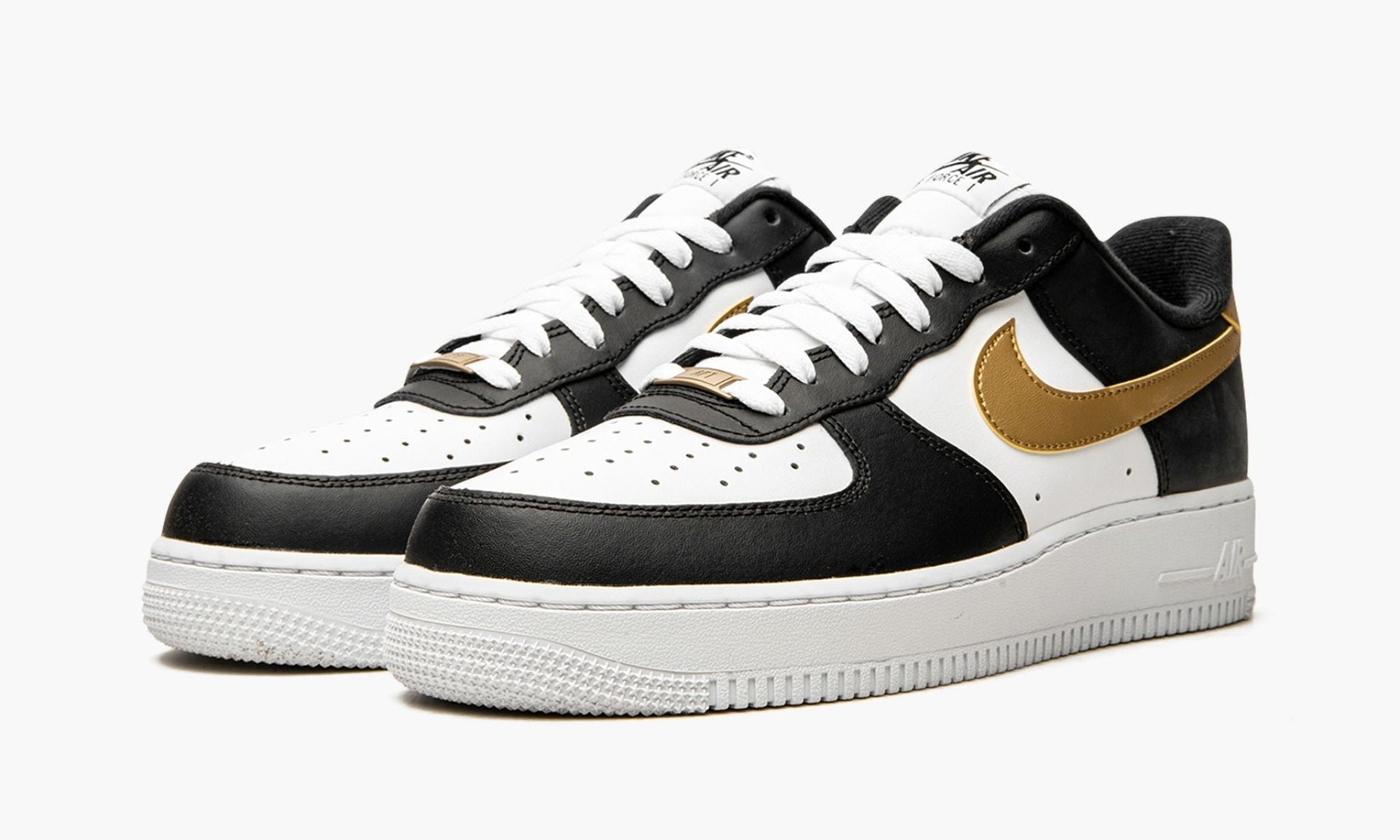 Air Force 1 Low "Black/White/Metallic Gold"