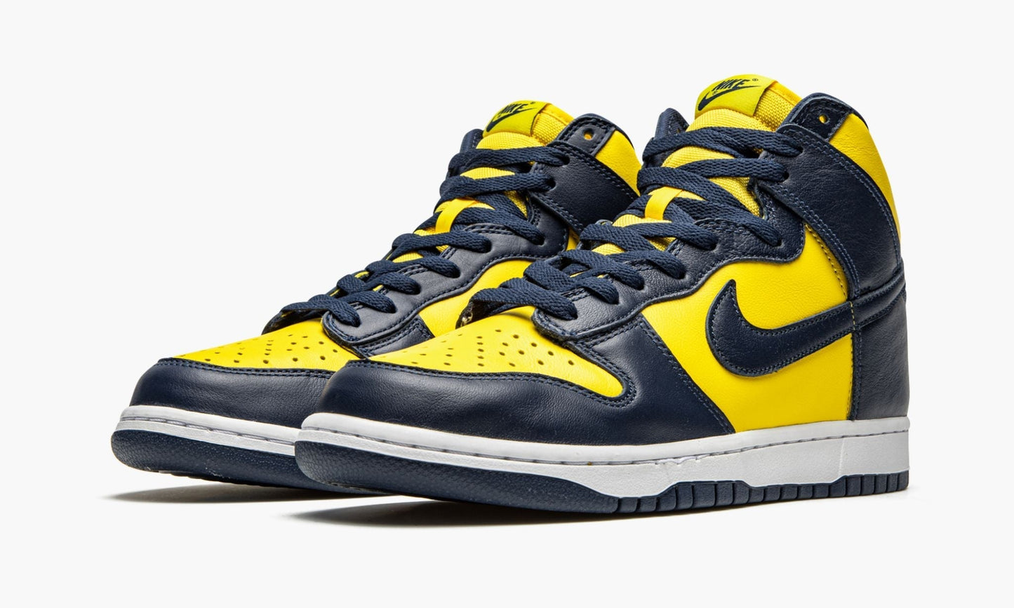 Dunk High SP "Michigan"