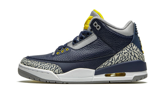 Air Jordan 3 Retro PE "Michigan"