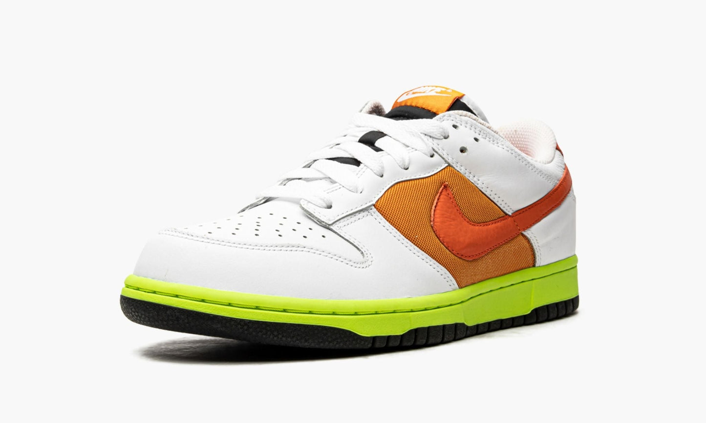 WMNS Dunk Low "White / Orange Blaze"