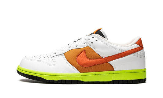 WMNS Dunk Low "White / Orange Blaze"