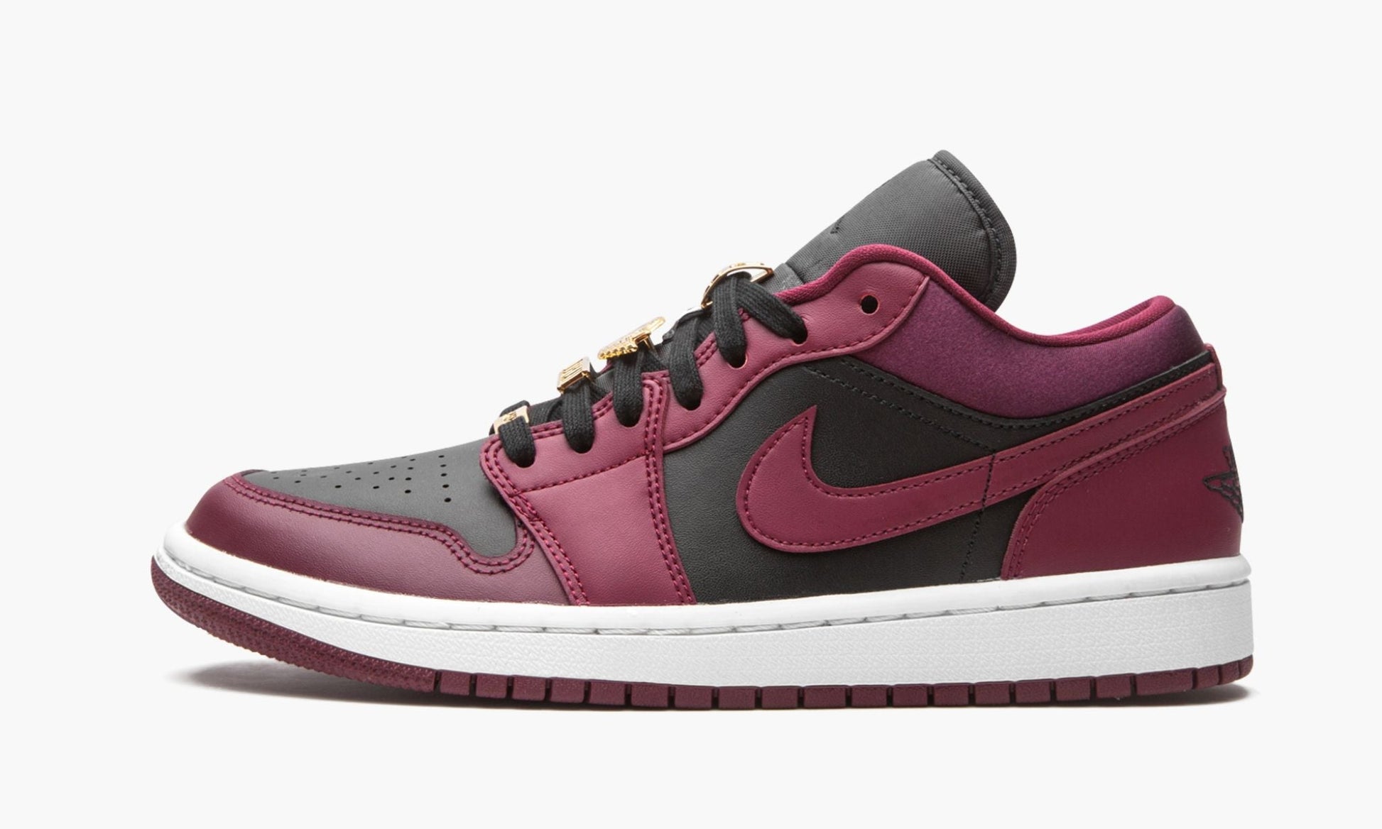 WMNS Air Jordan 1 Low SE "Beetroot"