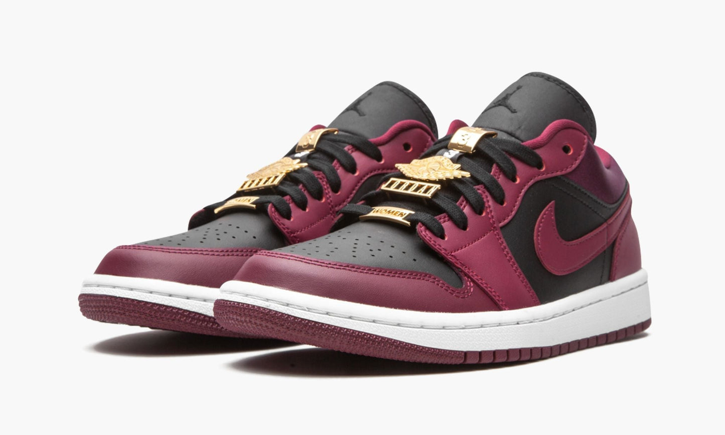 WMNS Air Jordan 1 Low SE "Beetroot"