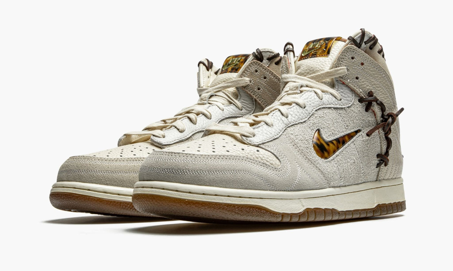 Nike Dunk High "Bodega - Friends & Family"