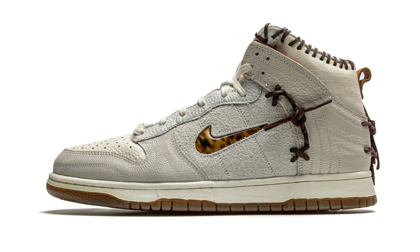 Nike Dunk High "Bodega - Friends & Family"