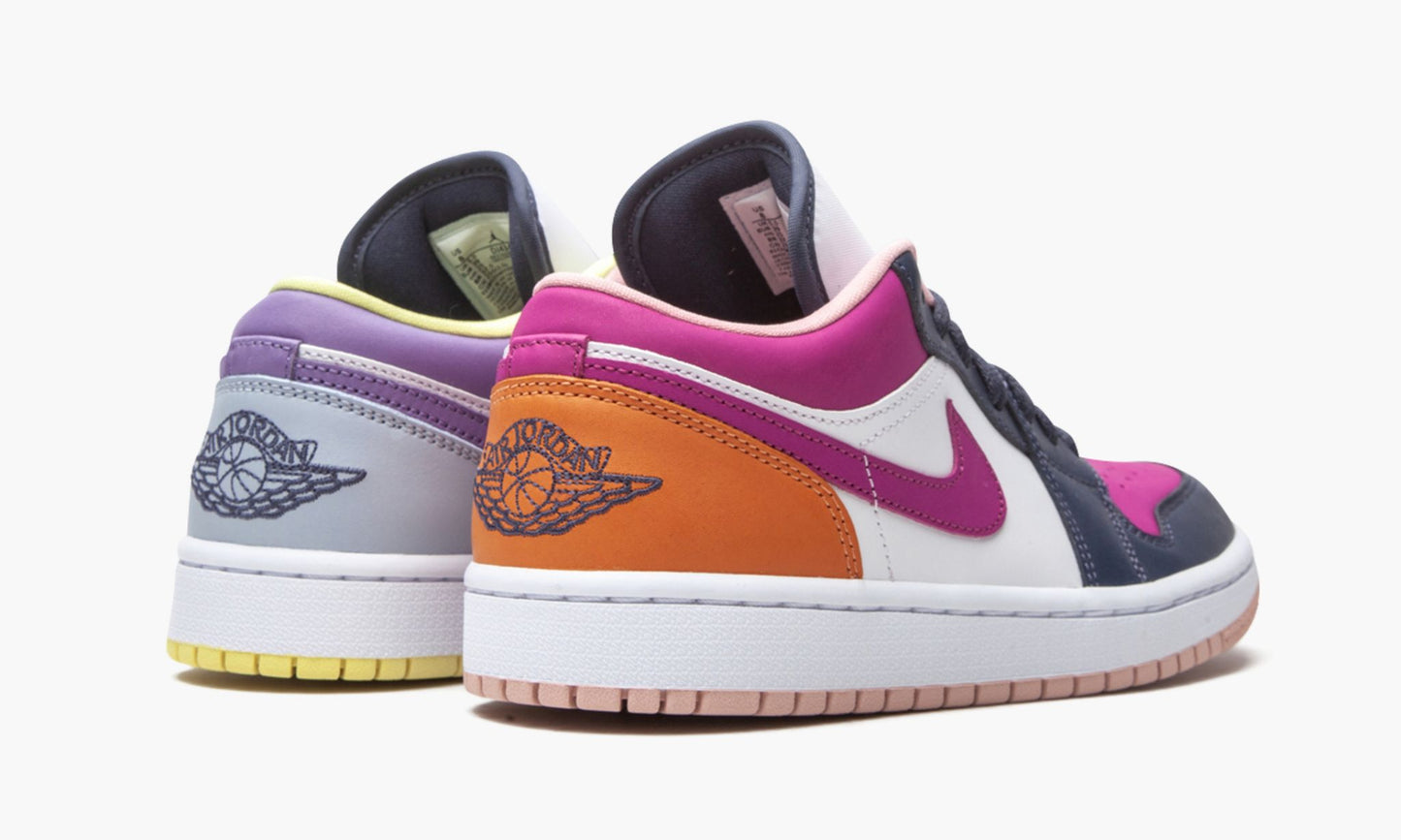 WMNS Air Jordan 1 Low SE "Mismatched Purple / Magenta"