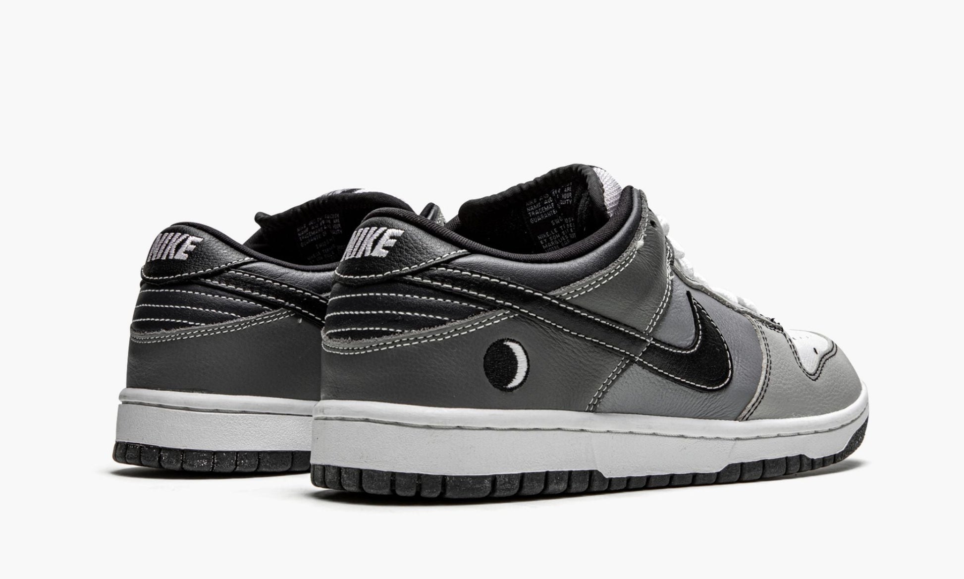 SB Dunk Low "Lunar Eclipse West"