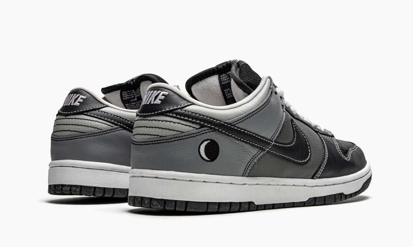 SB Dunk Low "Lunar Eclipse East"