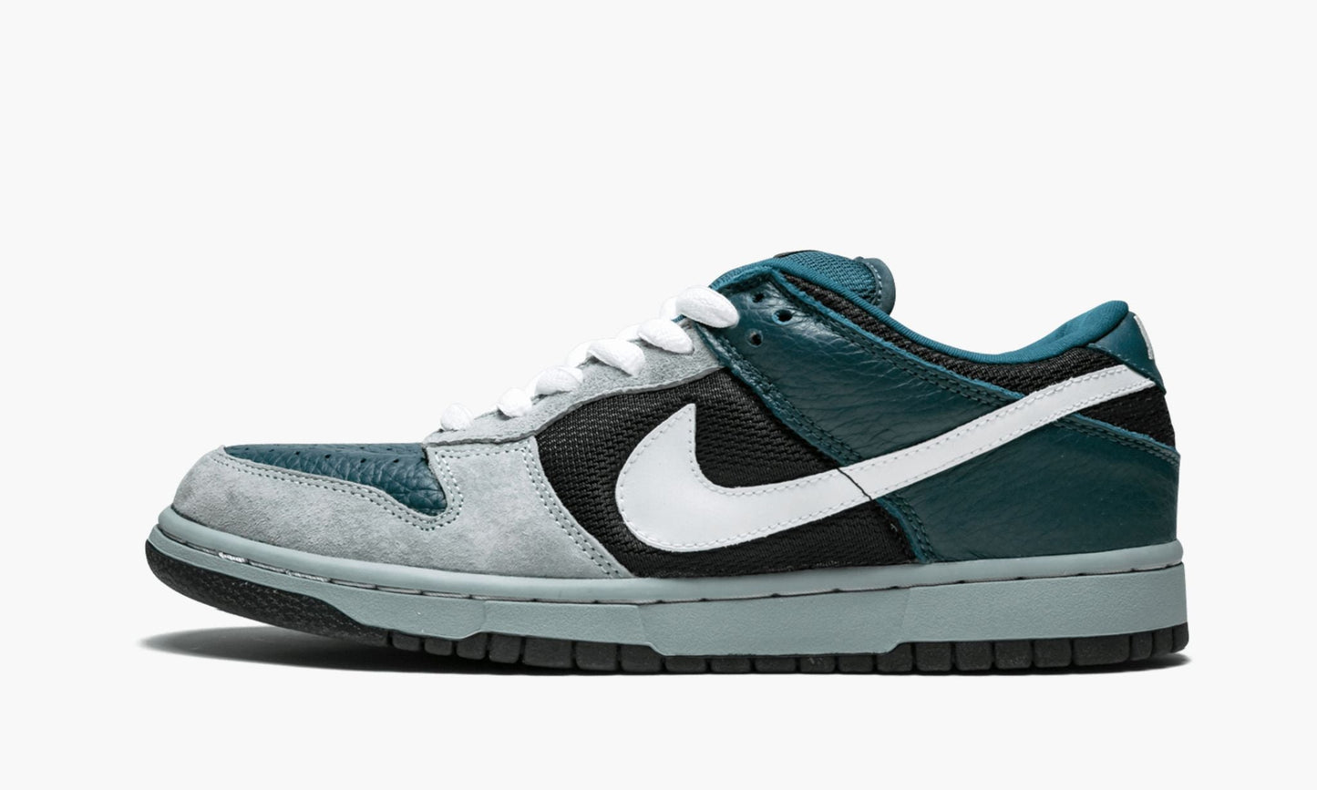 Dunk Low Pro SB "FUTURA"