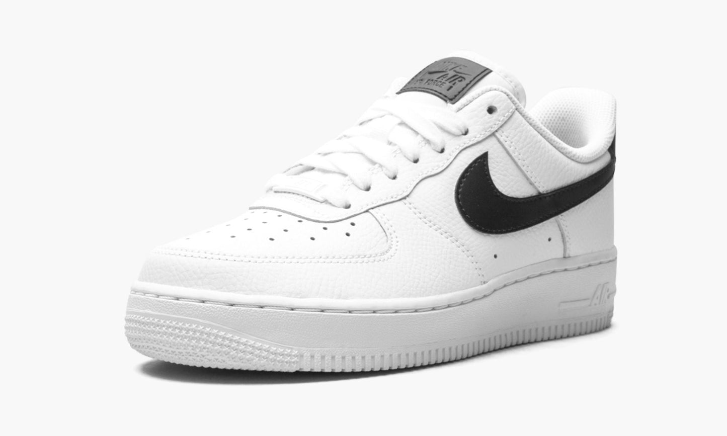 WMNS Air Force 1 Low "White / Black"