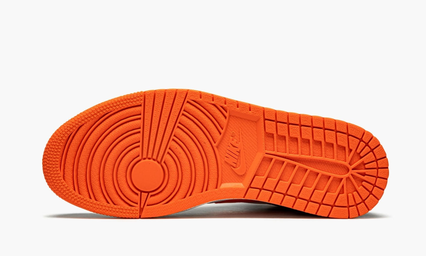 Air Jordan 1 Hi Flyease "Turf Orange"