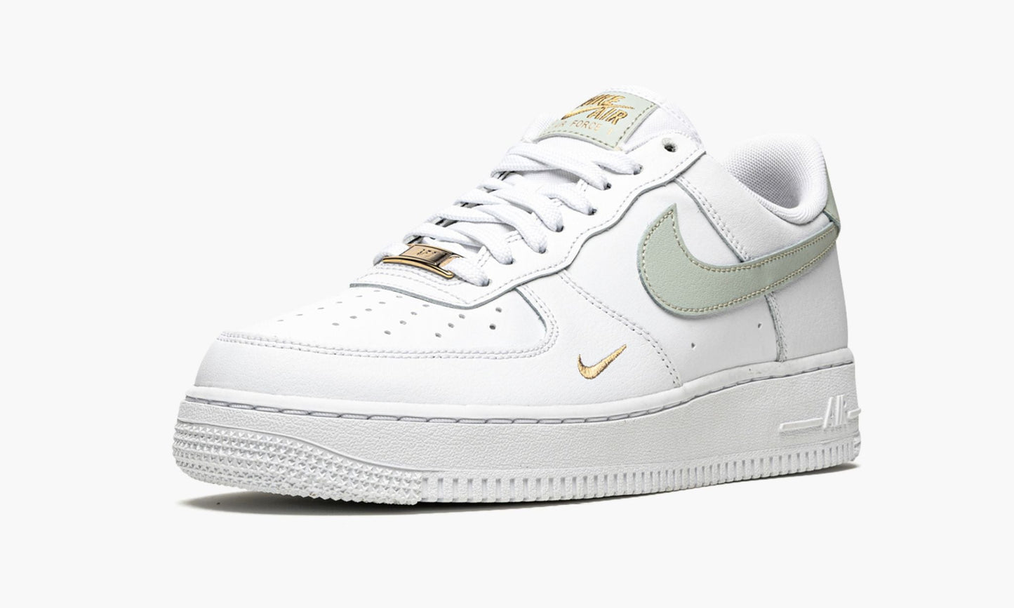 WMNS Air Force 1 Low "White / Grey / Gold"