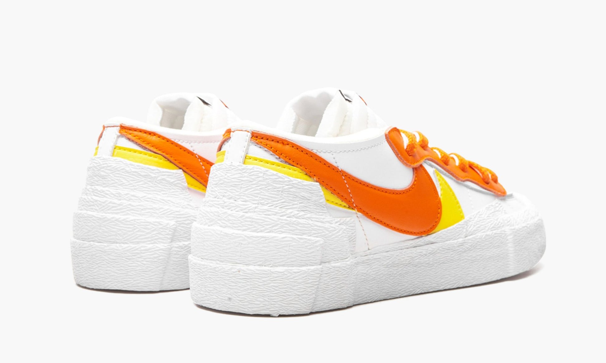 Blazer Low "Sacai - Magma Orange"