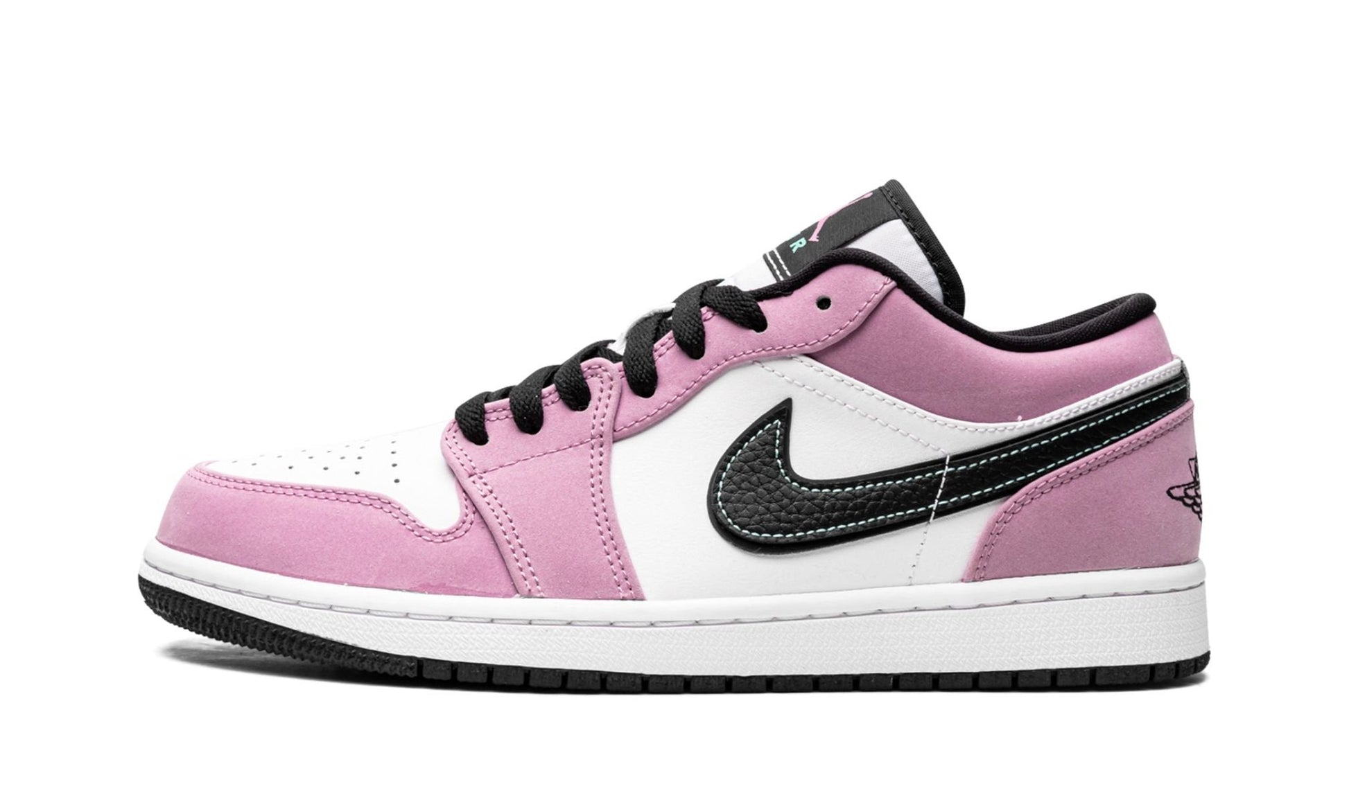 Air Jordan 1 Low SE "Violet Shock"