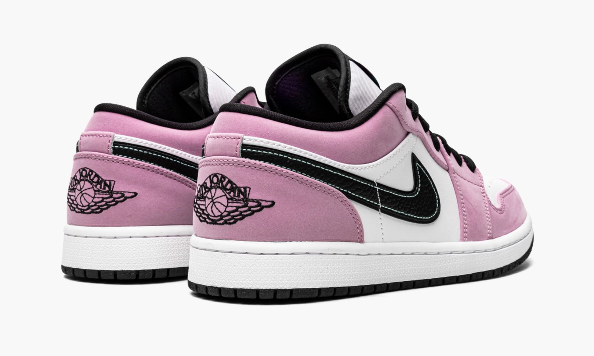 Air Jordan 1 Low SE "Violet Shock"