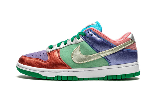 Dunk Low WMNS "Sunset Pulse"