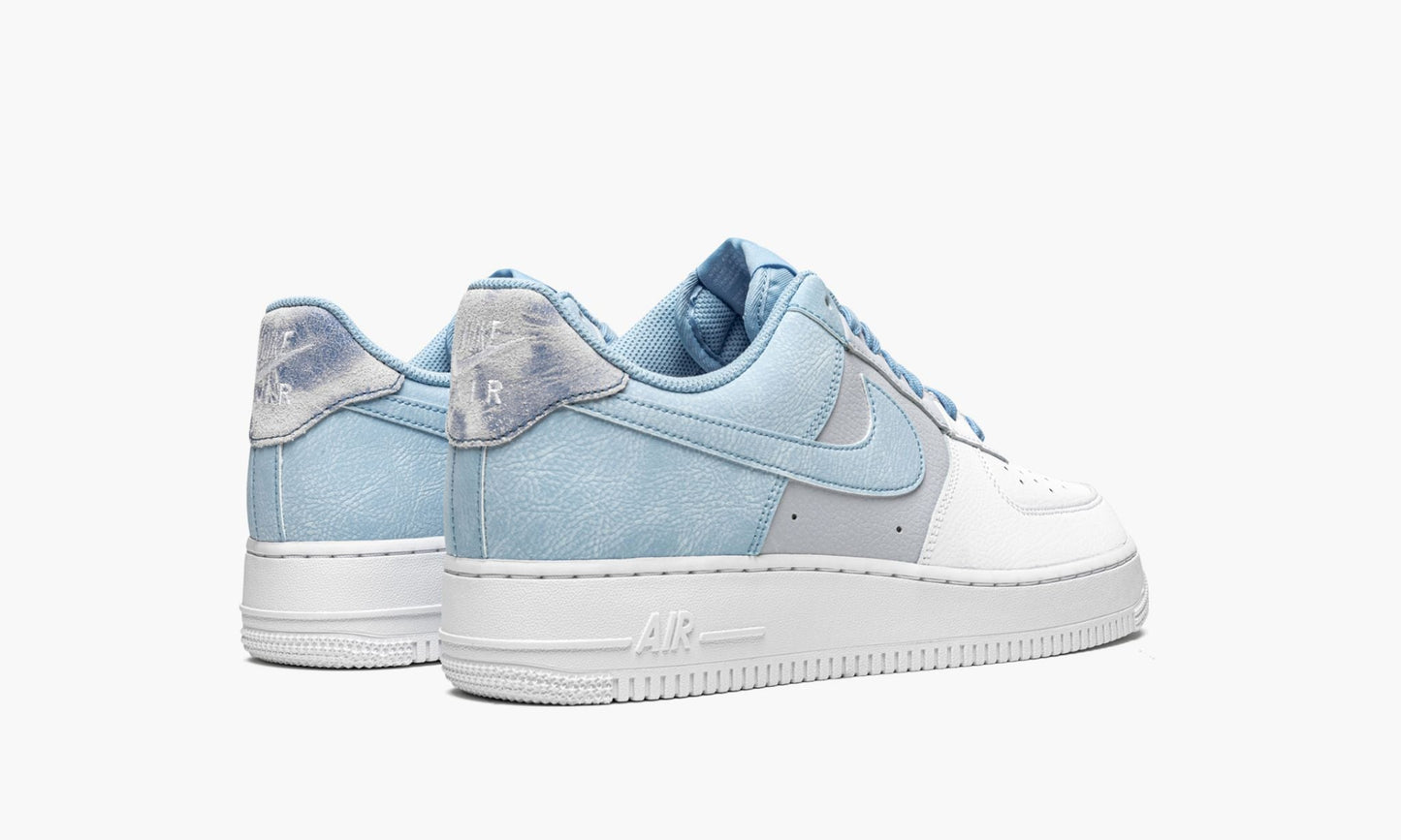 Air Force 1 '07 LV8 "Psychic Blue"