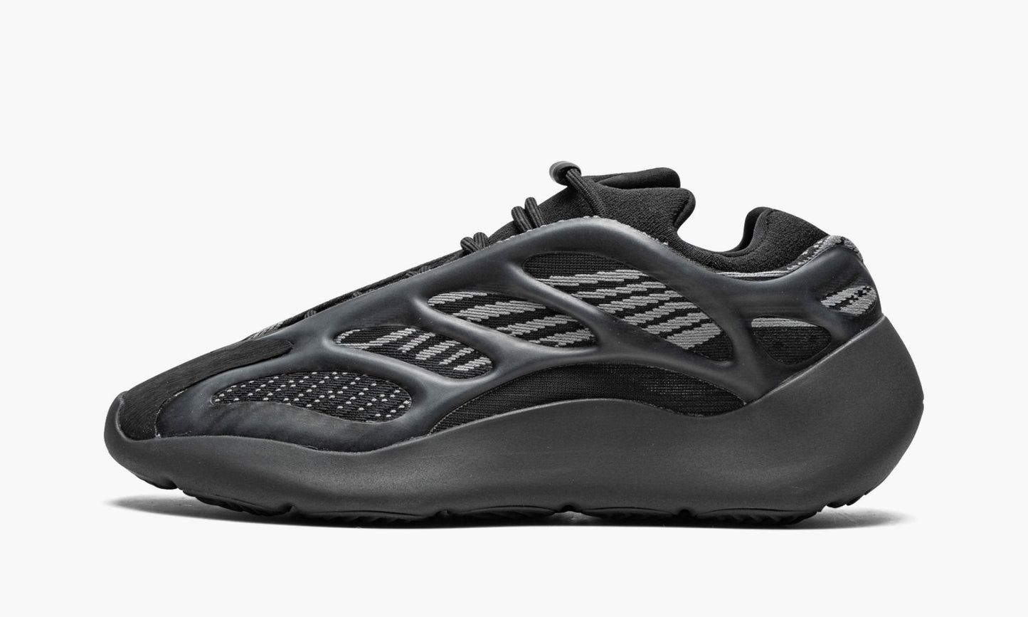 Yeezy 700 V3 "Dark Glow"