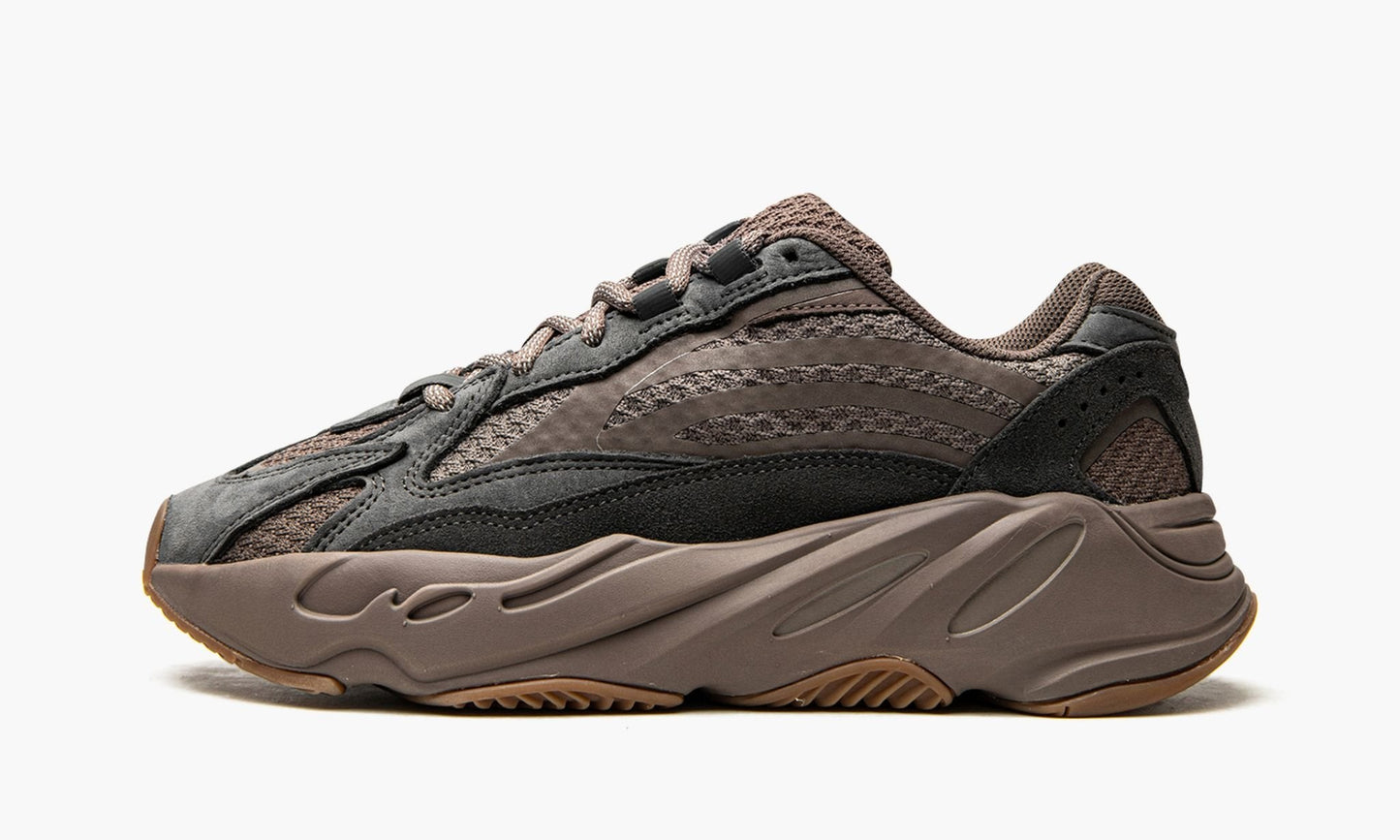 Yeezy Boost 700 V2 "Mauve"