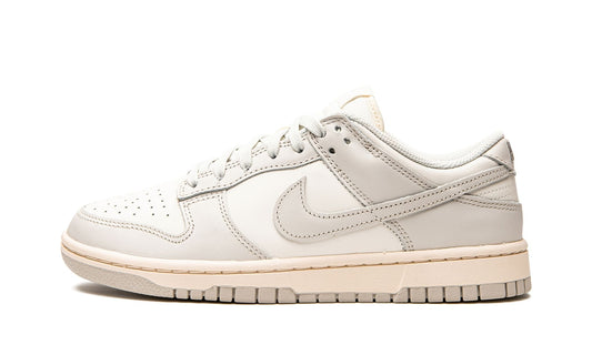 WMNS Dunk Low "Light Bone"