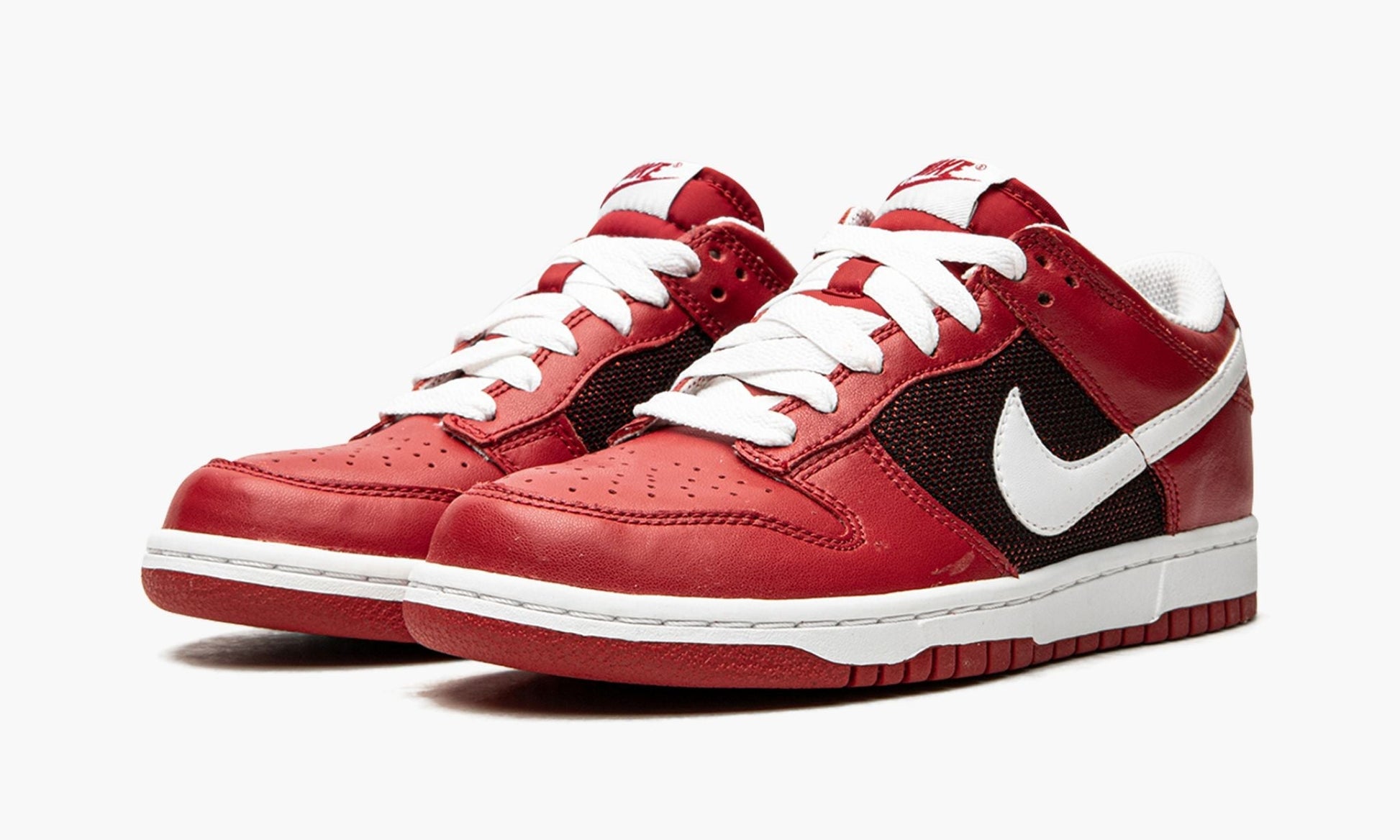 WMNS Dunk Low CL "Cherry Red"