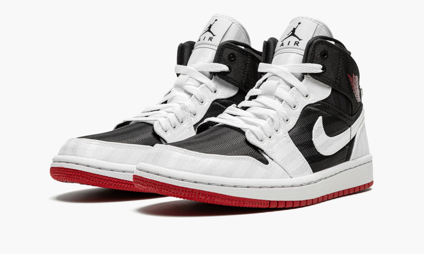 WMNS Air Jordan 1 Mid SE UTL "White / Black / Gym Red"