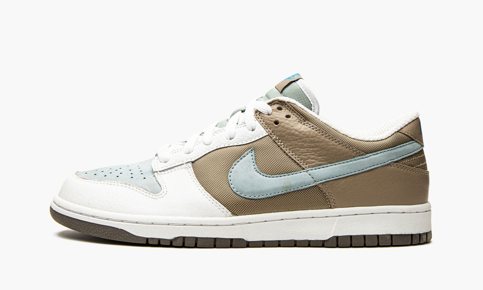 WMNS Dunk Low