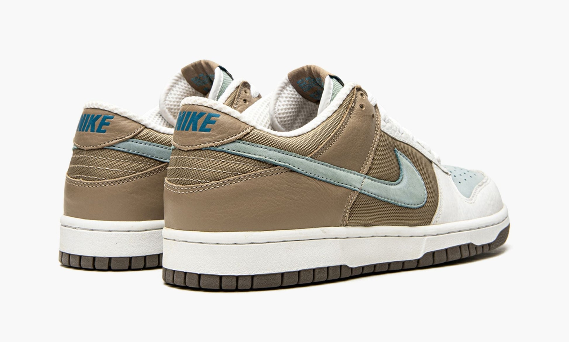 WMNS Dunk Low