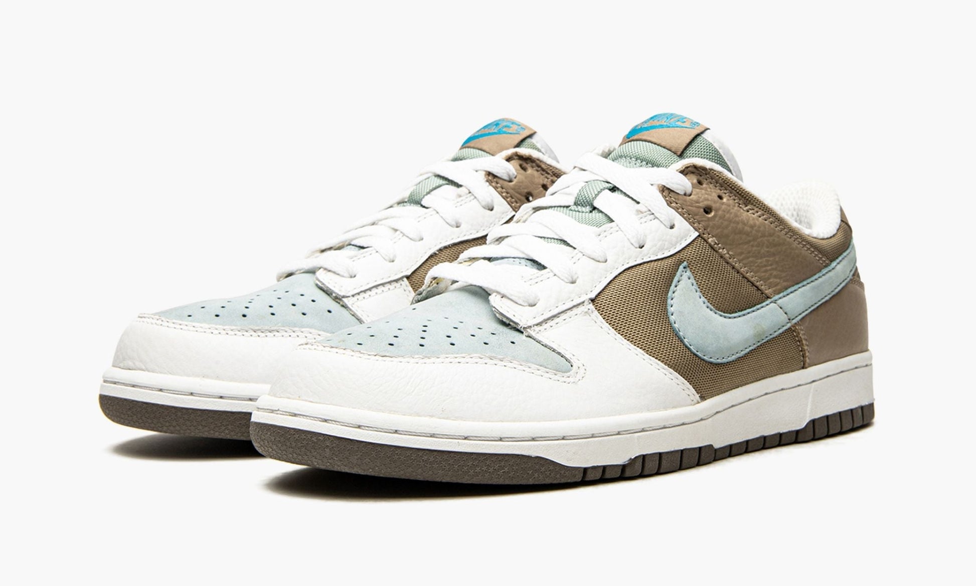 WMNS Dunk Low