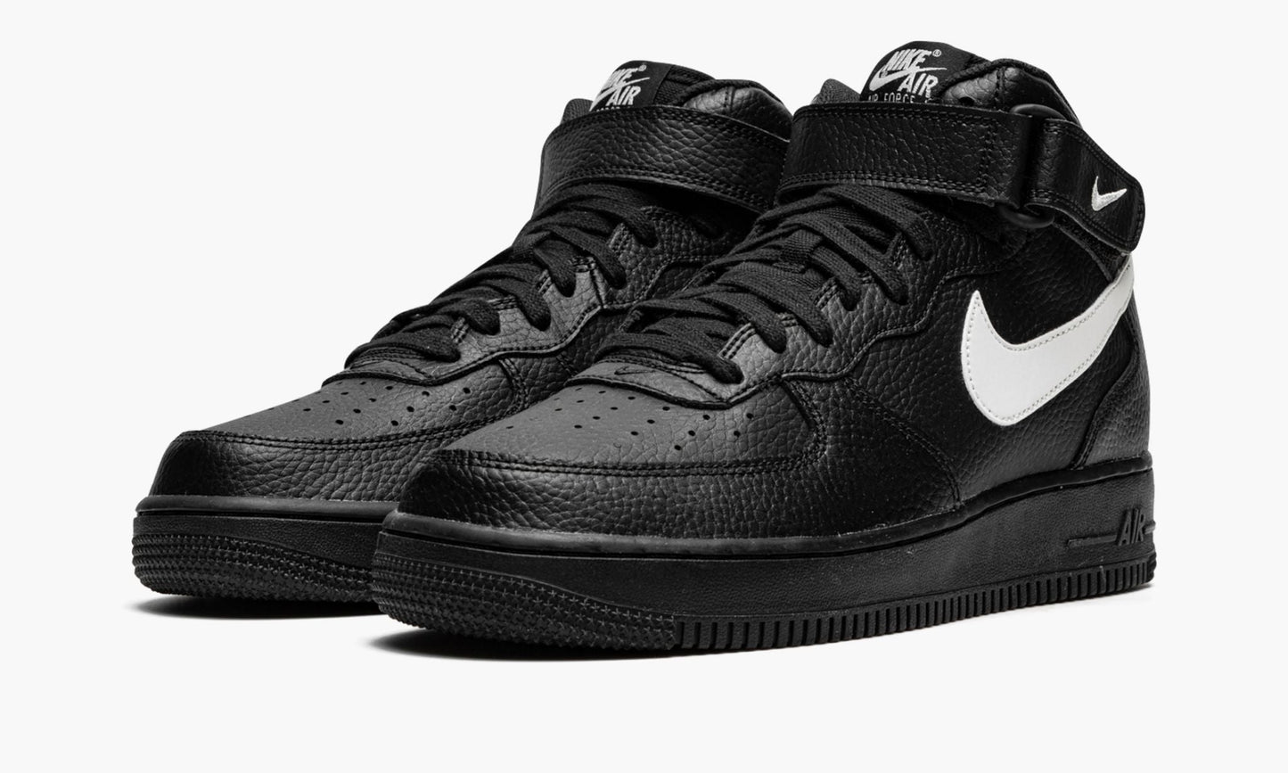 AIR FORCE 1 MID 07 "Black / Sail"