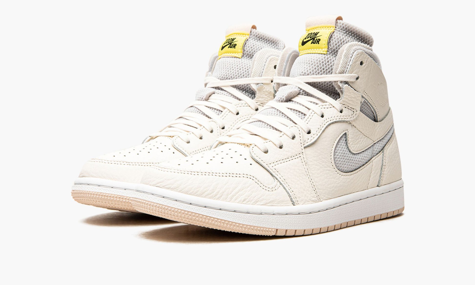 WMNS Air Jordan 1 Zoom CMFT "Pearl White"