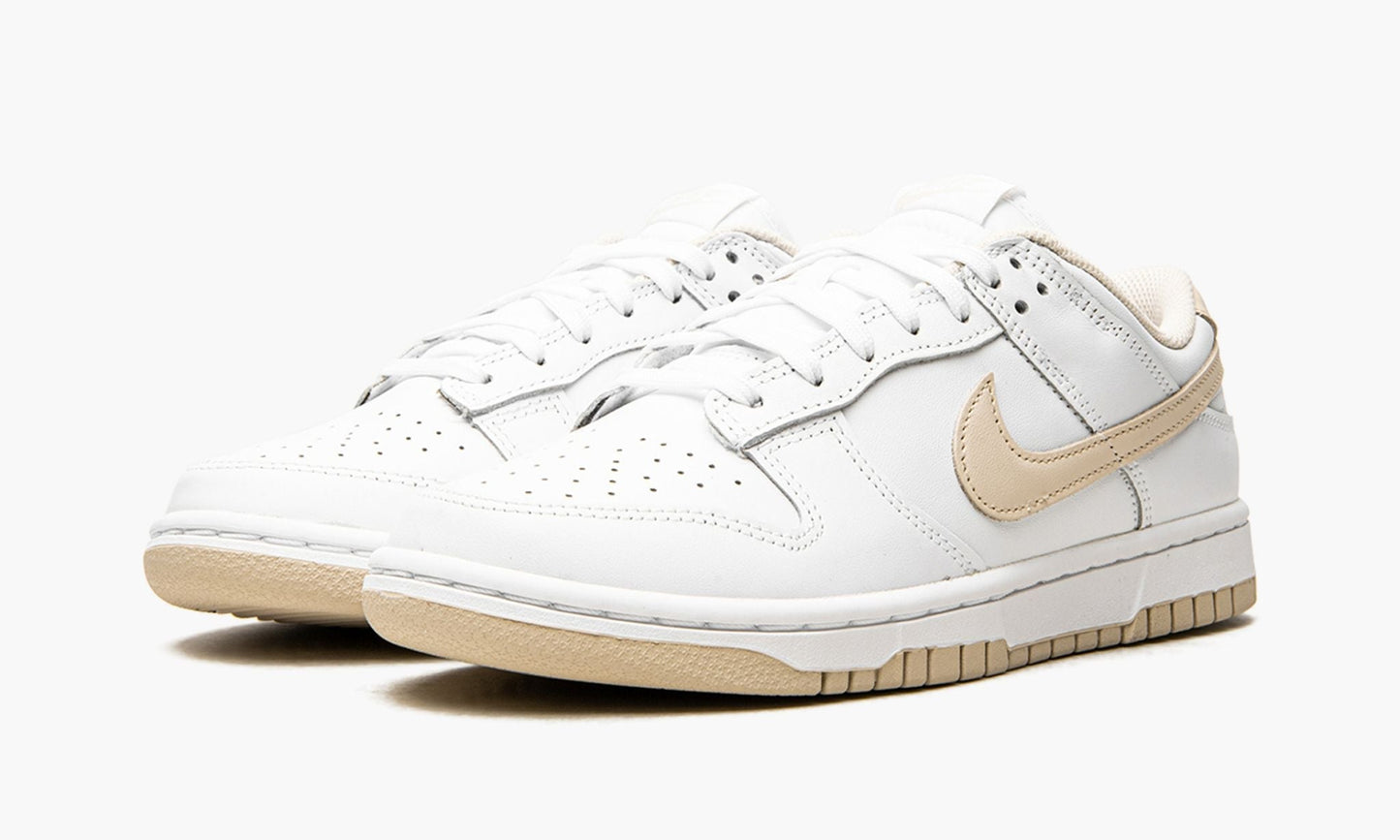 WMNS Dunk Low "Pearl White"