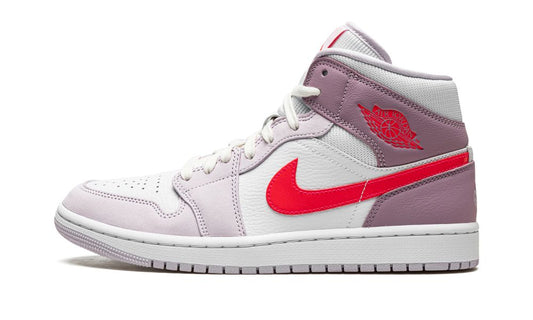 Air Jordan 1 Mid WMNS "Valentine’s Day 2022"