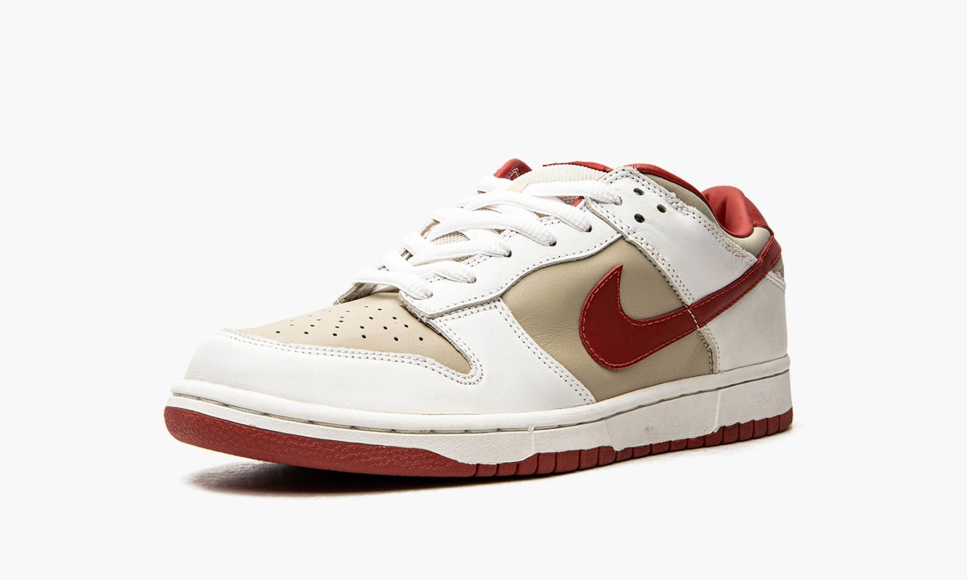 WMNS Dunk Low Pro "Light Stone Varsity Red"