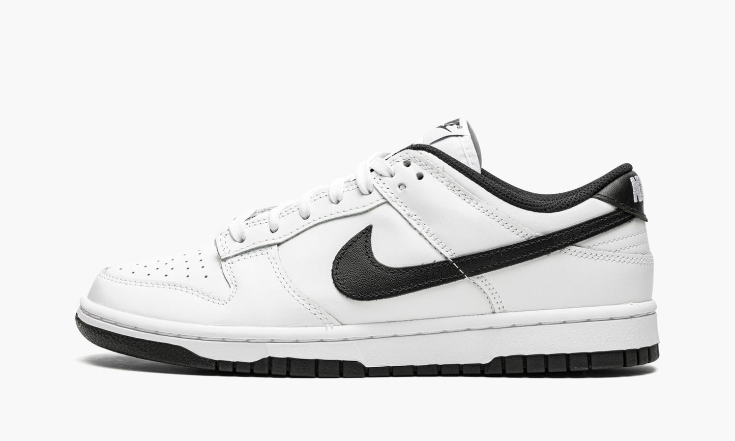 WMNS Dunk Low "White/Black"