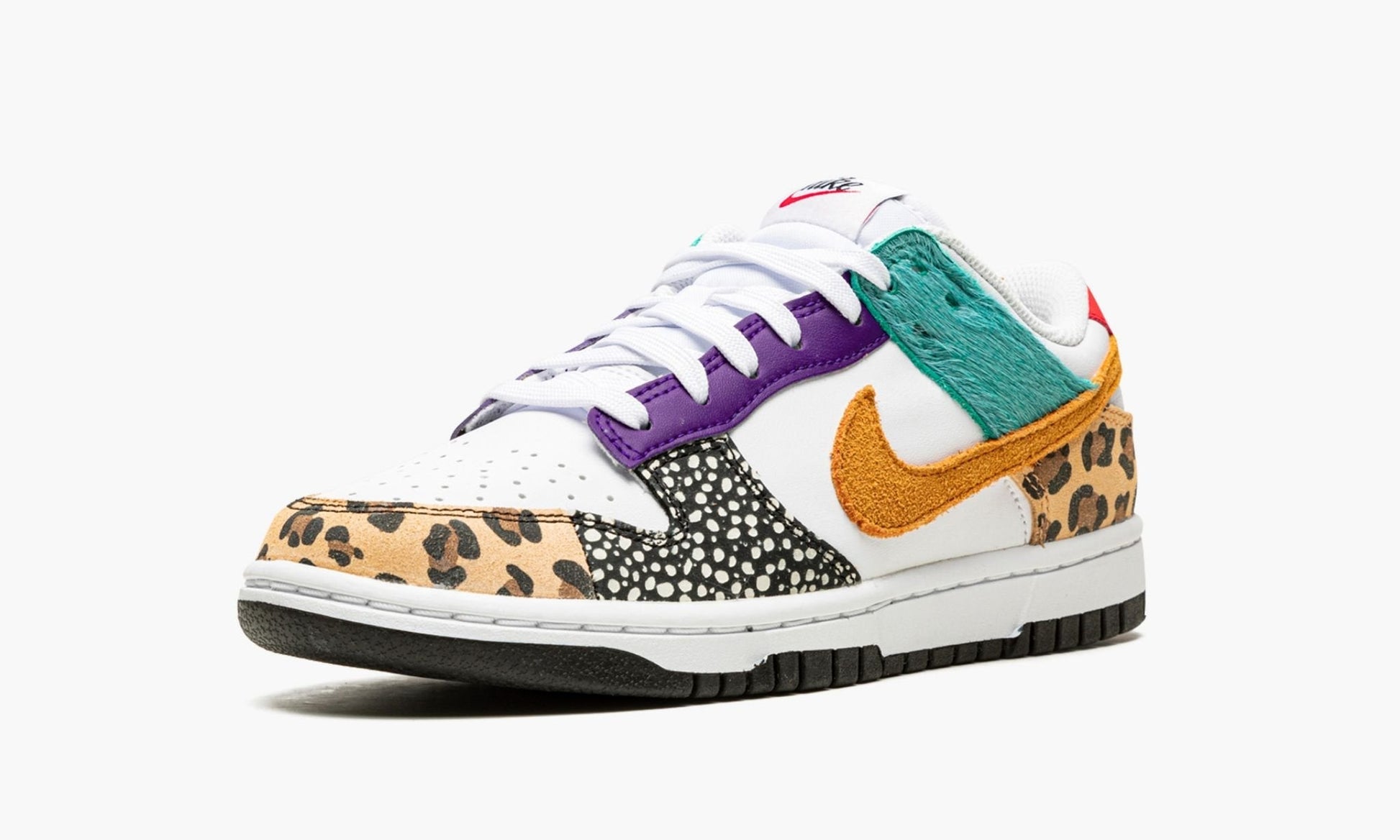 W Dunk Low SE