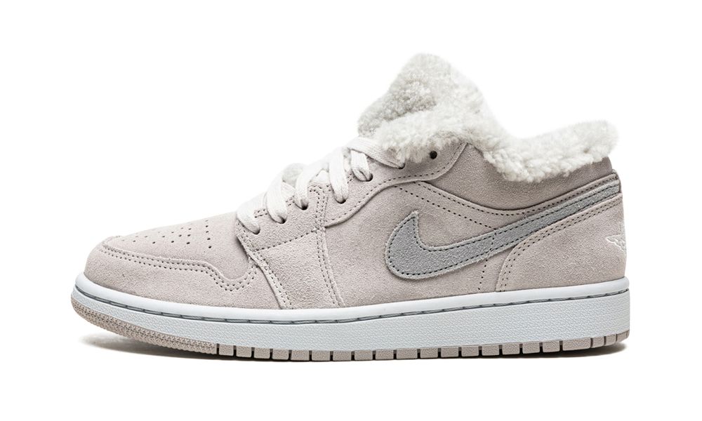 WMNS Air Jordan 1 Low SE "Sherpa Fleece"