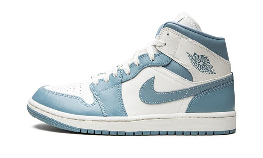 Wmns Air Jordan 1 MID "UNC"